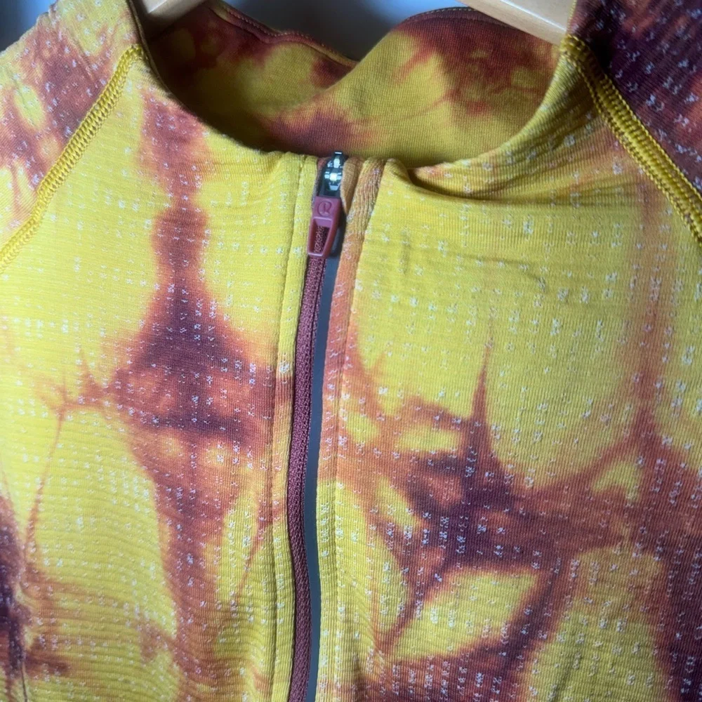 Lululemon Men’s Metal Vent Quarter Zip - Size M - Picture 5 of 7